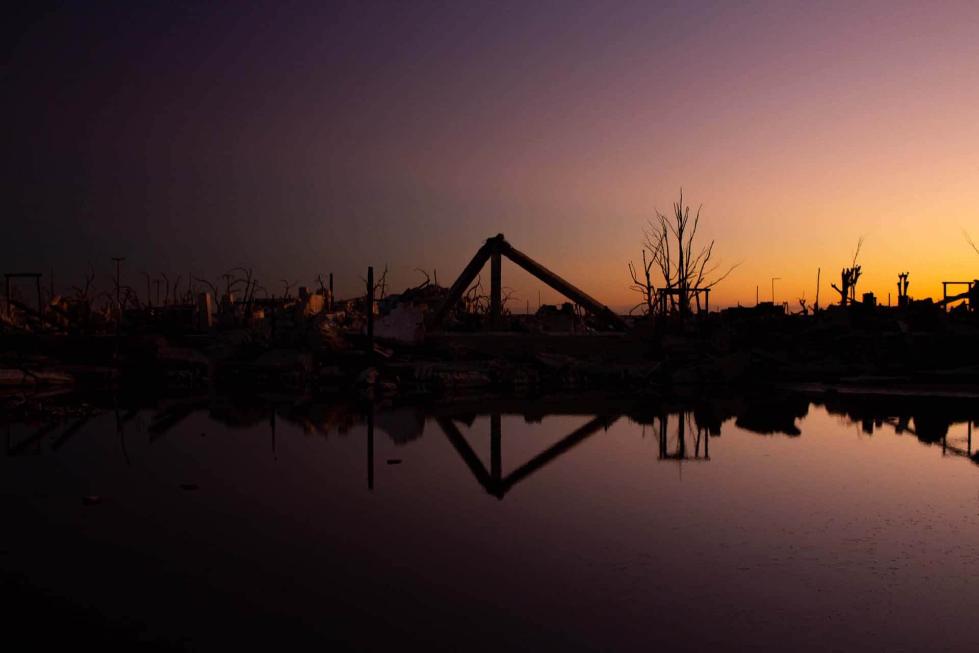 Atardecer en las Ruinas de Epecuen